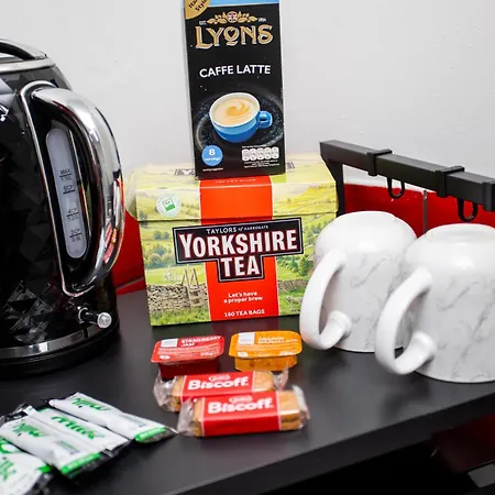 The Hideaway, 6mins To City, Parking, Wi-fi & Netflix