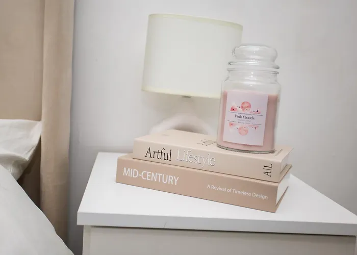 The Hideaway, 6mins To City, Parking, Wi-fi & Netflix Apartment