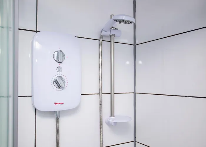 The Hideaway, 6mins To City, Parking, Wi-fi & Netflix Апартаменти *