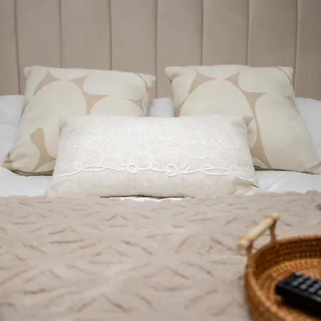 Apartmán The Hideaway, 6mins To City, Parking, Wi-fi & Netflix